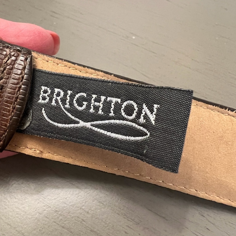 Brighton Belt Brown Embossed Leather Size Medium 30 Silver Gold Hardware 40358 - Picture 6 of 9